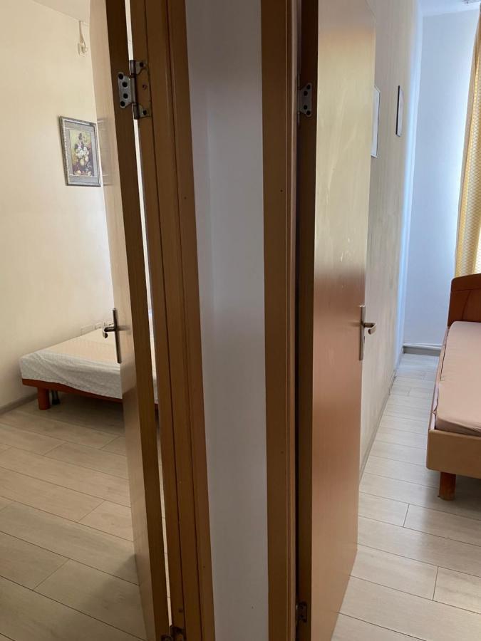 Apartament Piata Amzei 1 Βουκουρέστι Εξωτερικό φωτογραφία